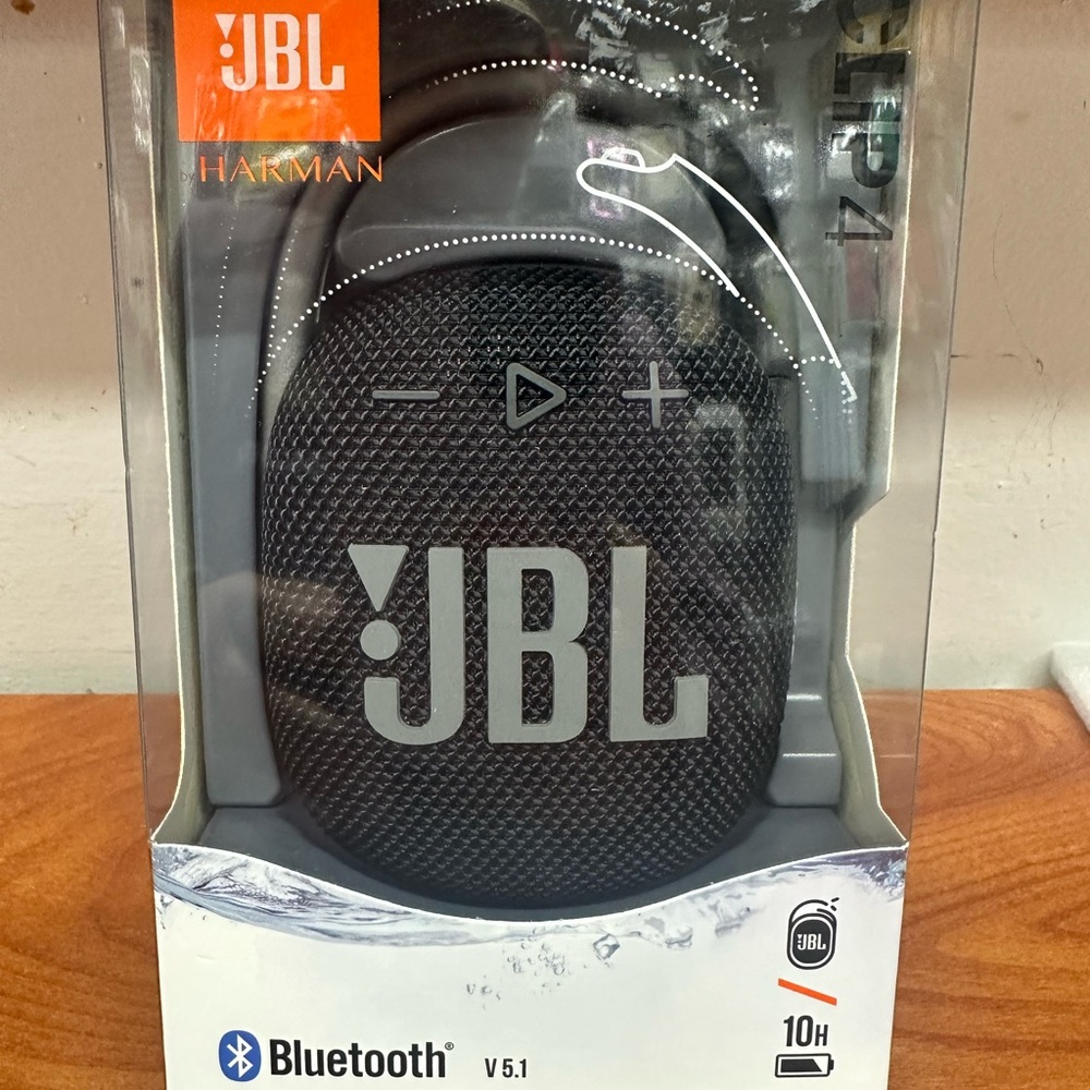 JBL Clip4 waterproof Portable Bluetooth speaker Black